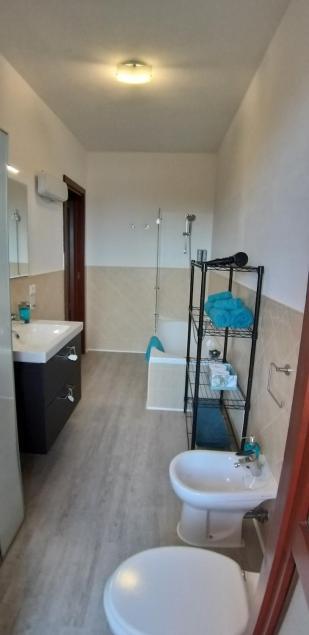 Casa Rosy - Stanza Privata Con Bagno Esclusivo E Parcheggio Gratuito Apartment Порто Торес Екстериор снимка