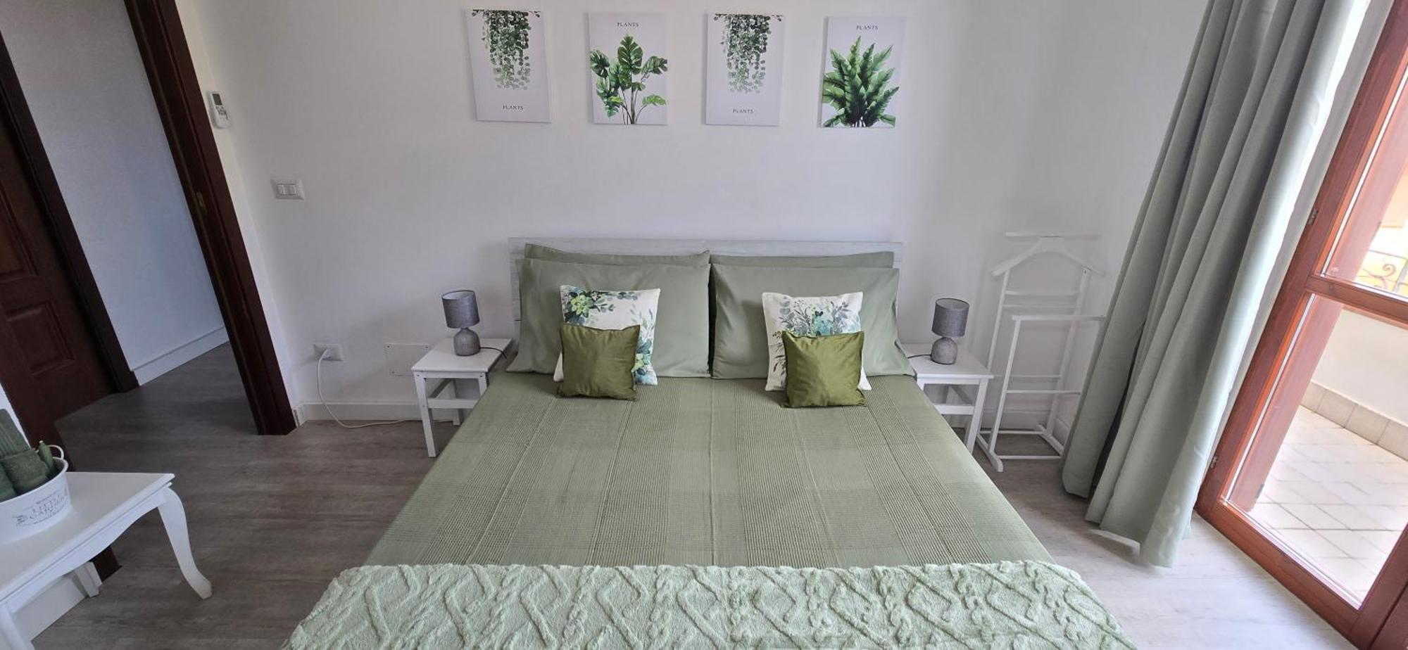 Casa Rosy - Stanza Privata Con Bagno Esclusivo E Parcheggio Gratuito Apartment Порто Торес Екстериор снимка